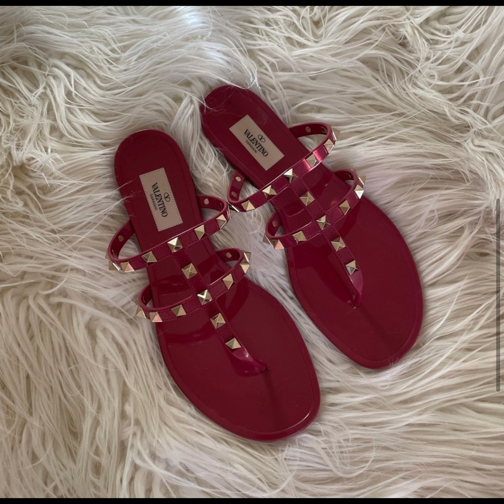Valentino jelly slides in magenta